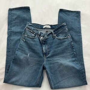 Abercrombie 90s straight ultra high rise jeans 27long